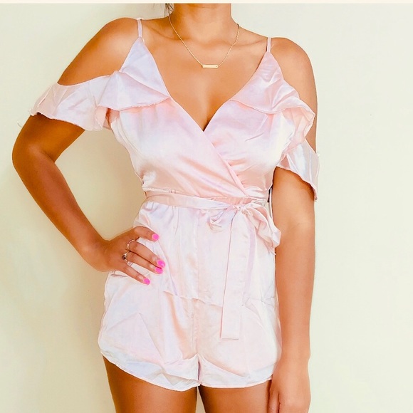 Milk & Honey Off The Shoulder Romper. Lined, Blush - Picture 5 of 8